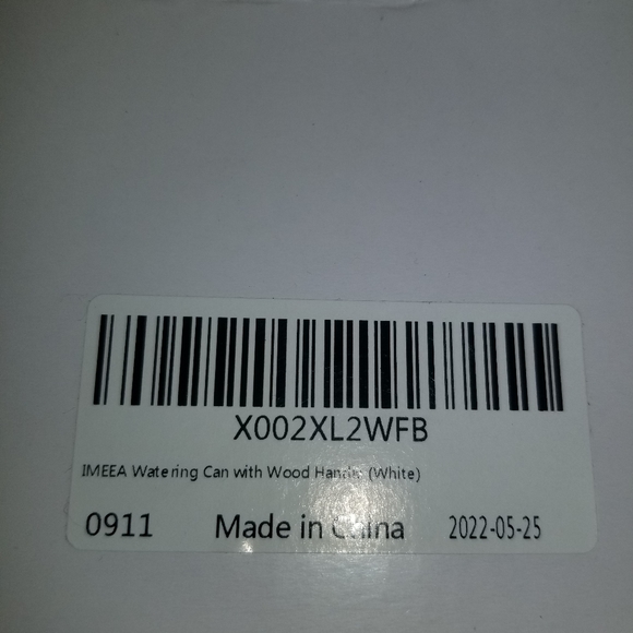 NWT Imeea White watering can with wood handle 35oz - Picture 5 of 6